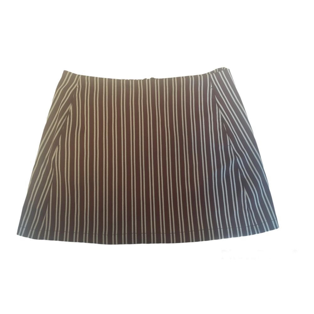 Burgundy and white striped Urban Outfitters mini skirt size medium gently used